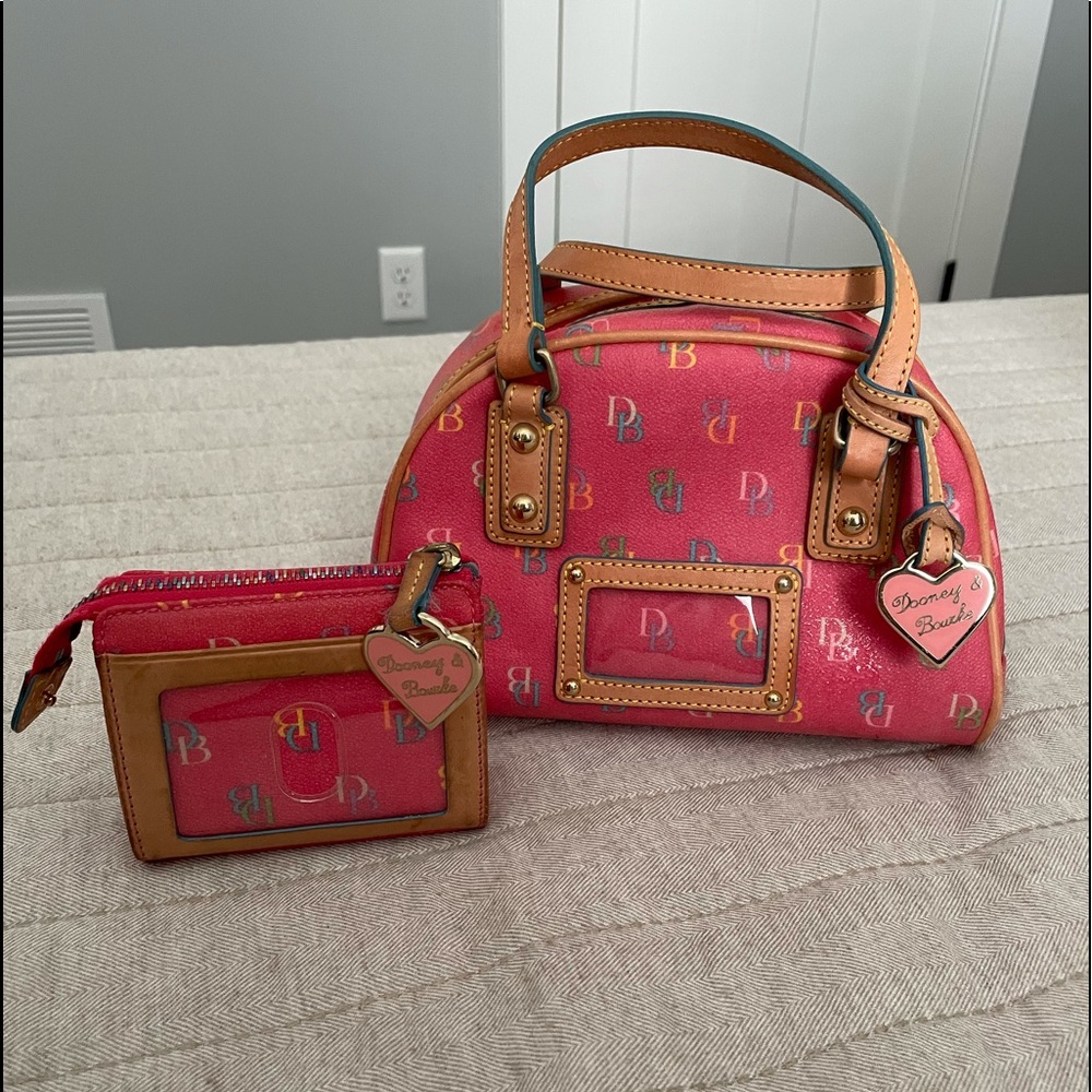 Small red Dooney & Bourke bag&matching coin purse